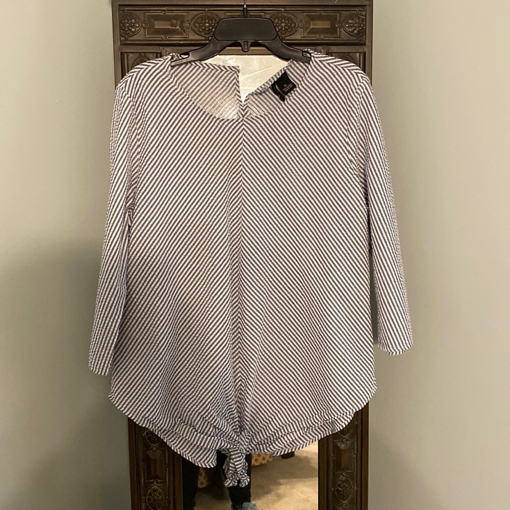 New Directions seersucker blouse